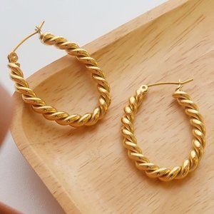 NEW 18K Gold Plated Braided Oval Hoop Earrings